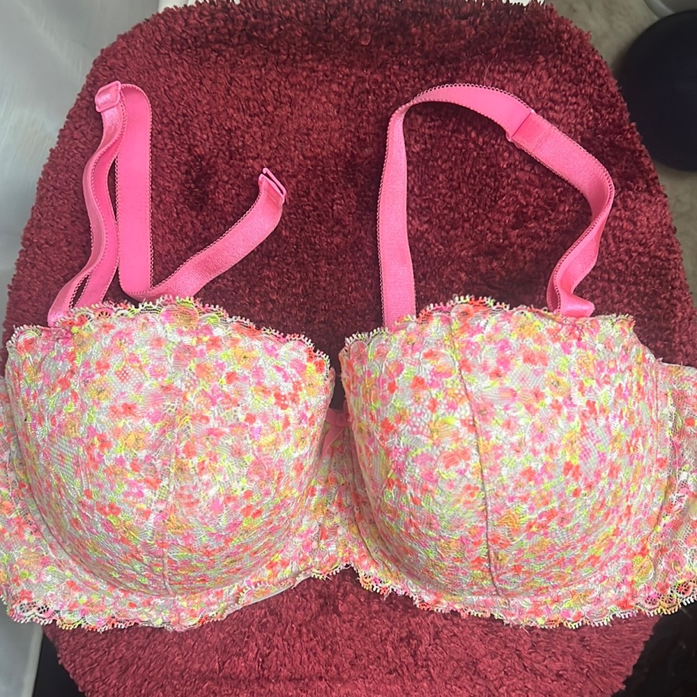 Reverse-able bra Victoria secret